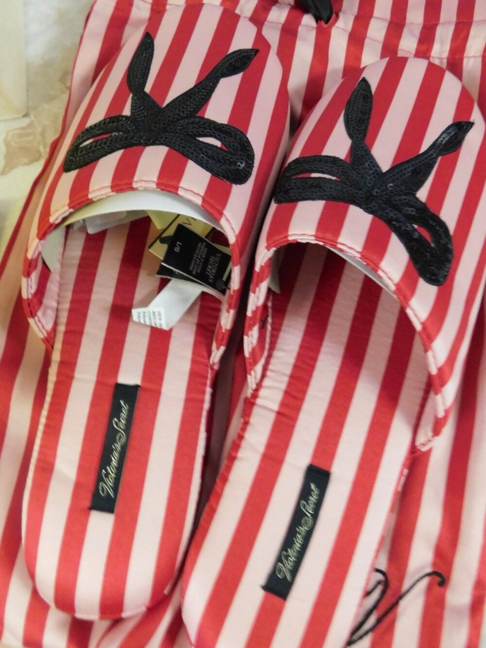 Victoria's Secret sz Large (9-10) House Slippers NEW with Tag